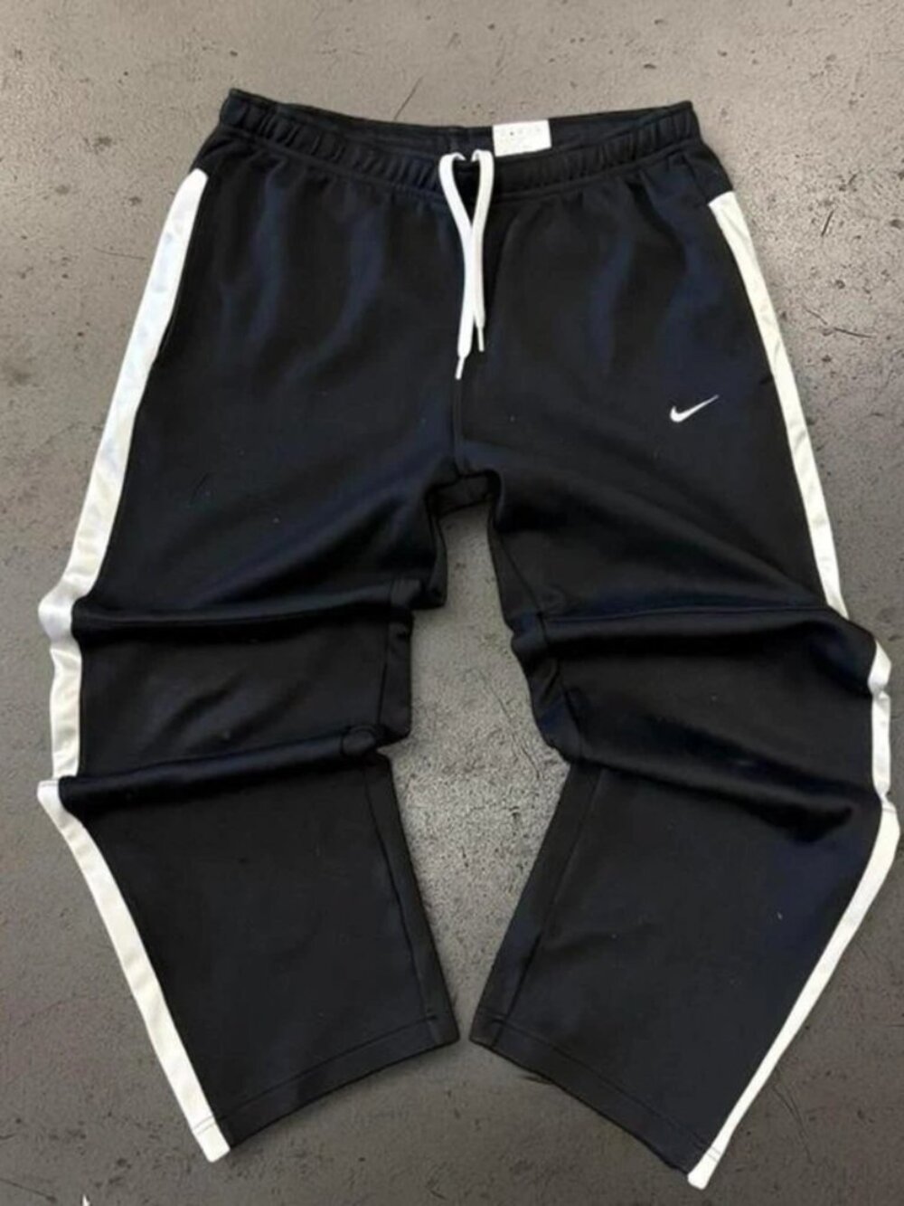 Y2K wide leg Nike gray tag sweats